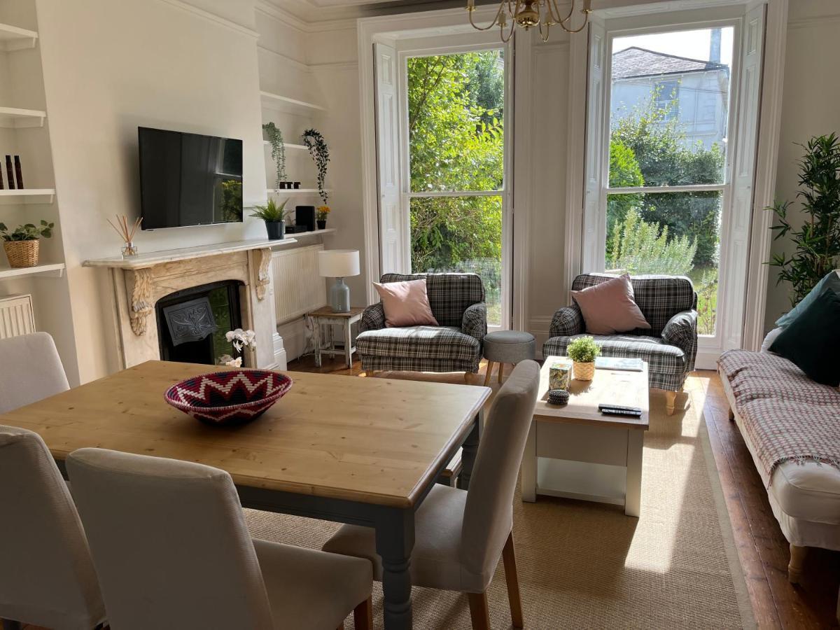 Elegant Bloomsbury Apartment In Tunbridge Wells Εξωτερικό φωτογραφία